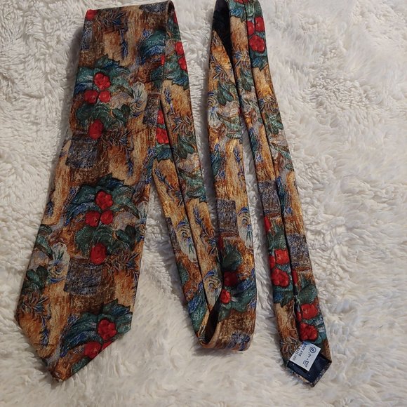 Givenchy Selection Couture #0102 100% Silk Showy Red Rose Gentlemans Tie - Picture 2 of 8